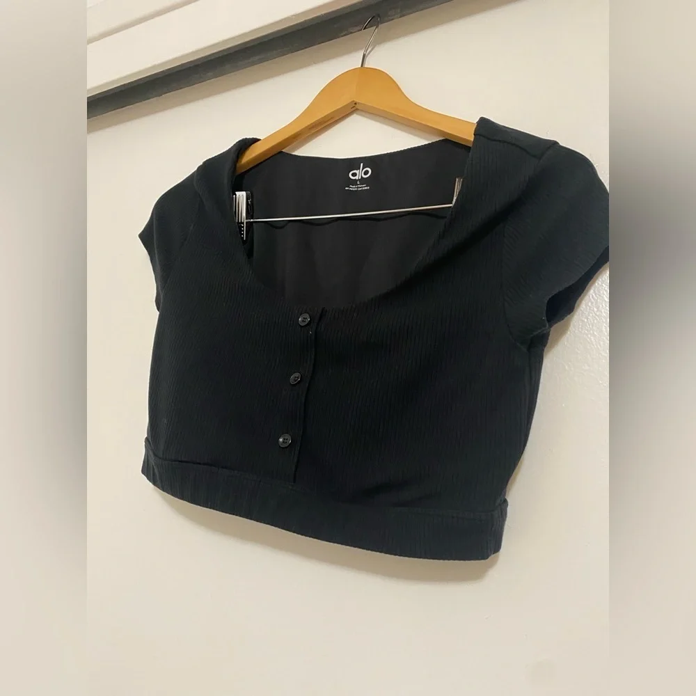 ALO Yoga Blissful Henley Bra Top in Black